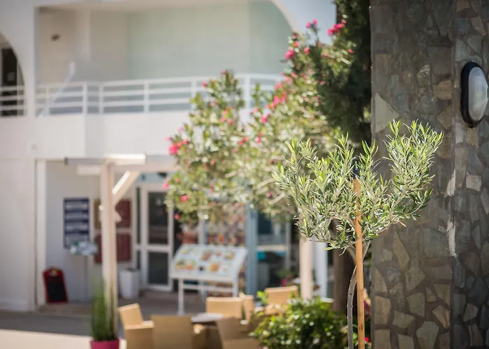 Anika Studios